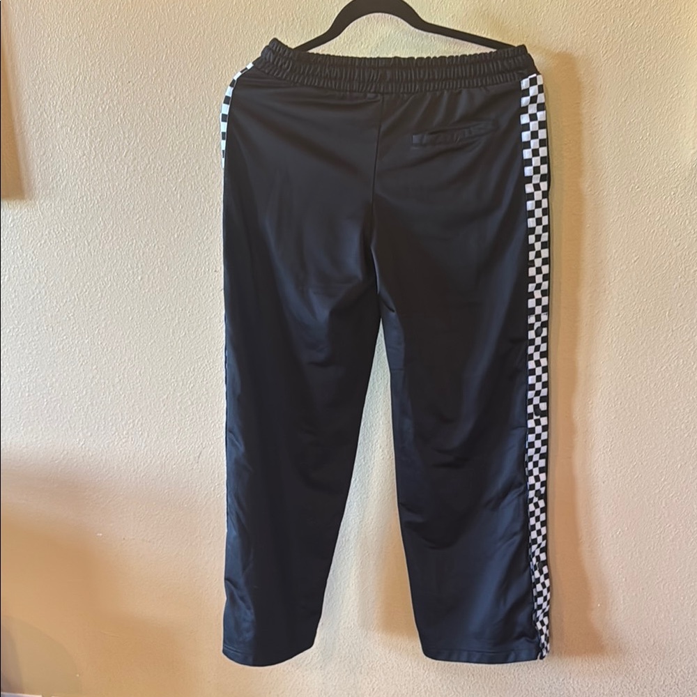 Vans • Black Checkered Sweatpants - Picture 5 of 5